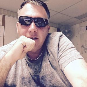 Meet your Posher, Wayne